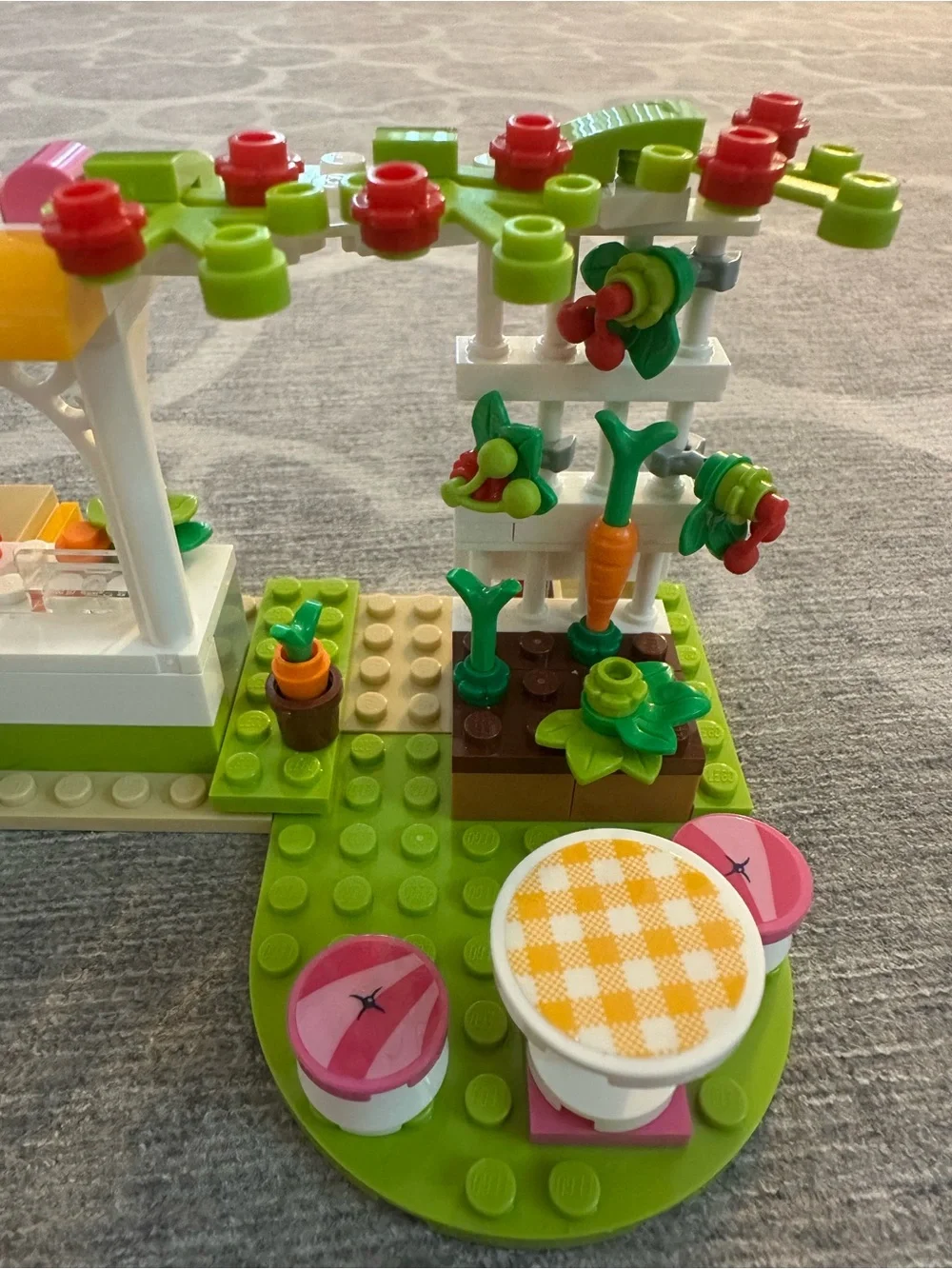 LEGO Friends Heartlake City Organic Café 41444